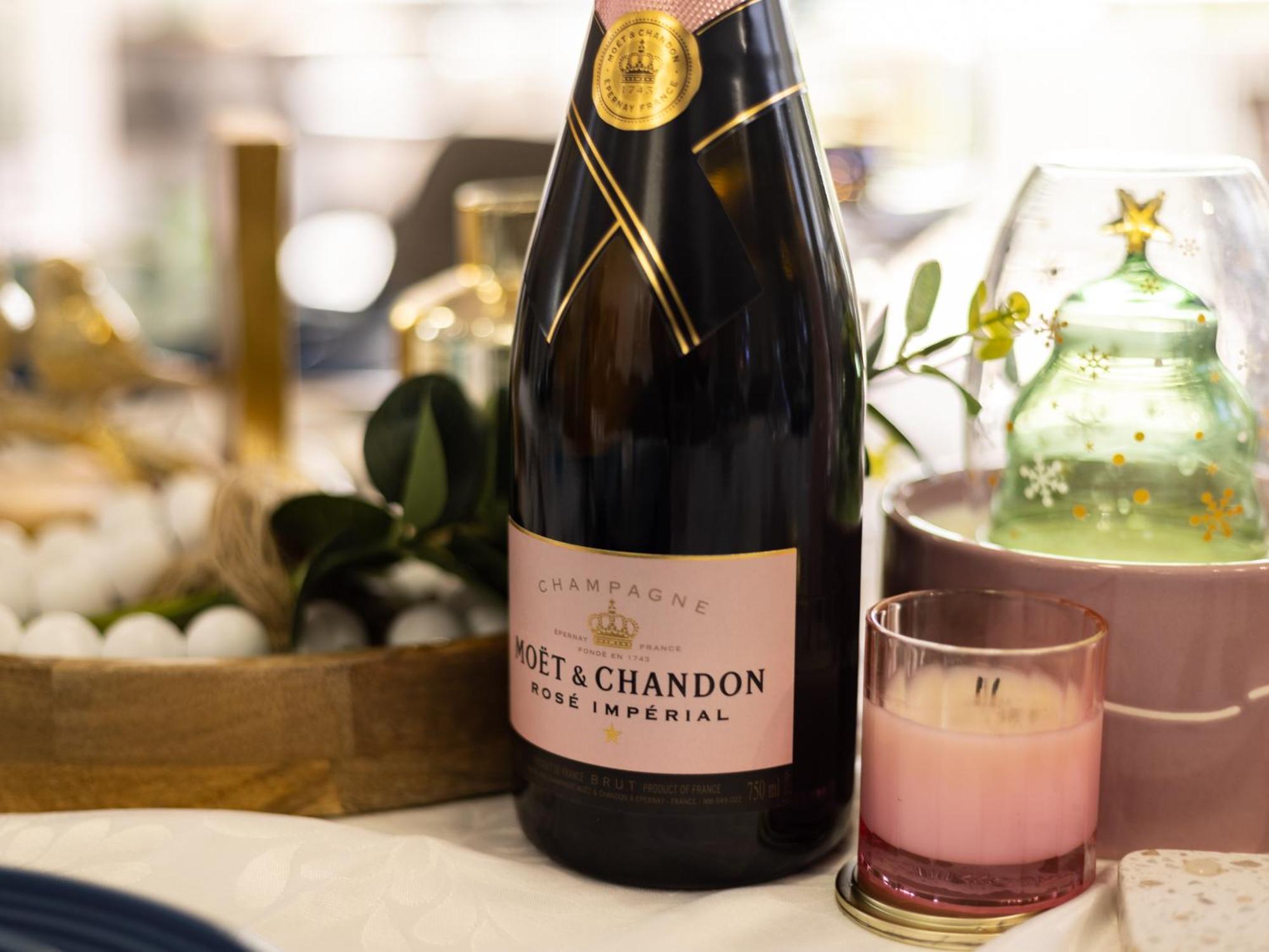 5br Queenslander - Walk To The Gabba - Sleeps 10 Holiday home Brisbane