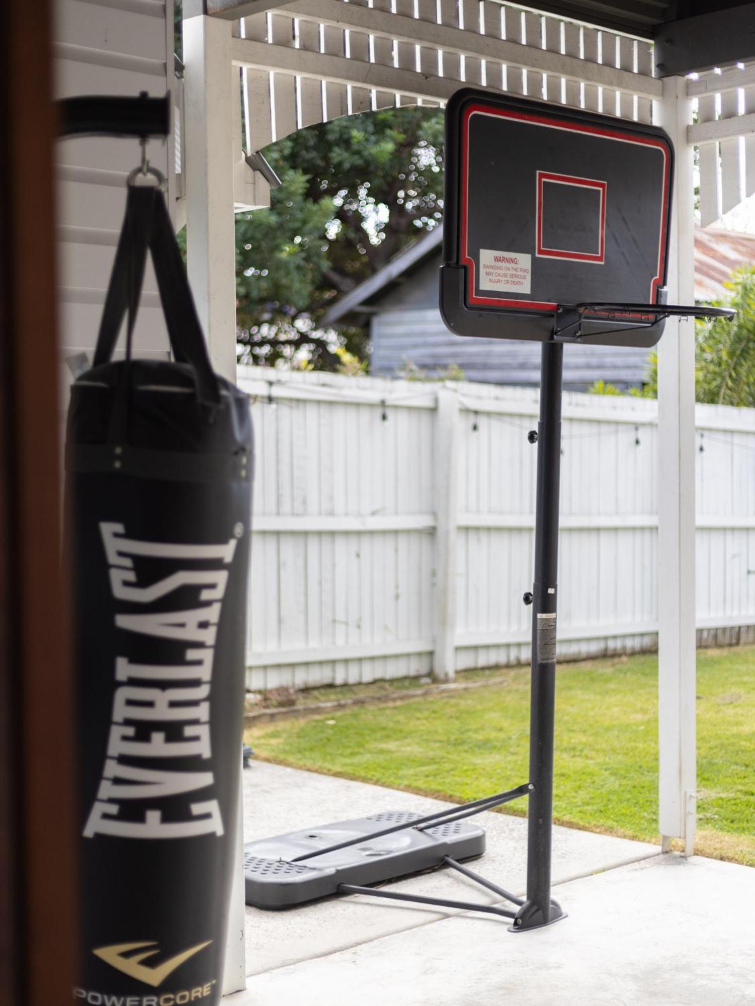 5br Queenslander - Walk To The Gabba - Sleeps 10 Brisbane