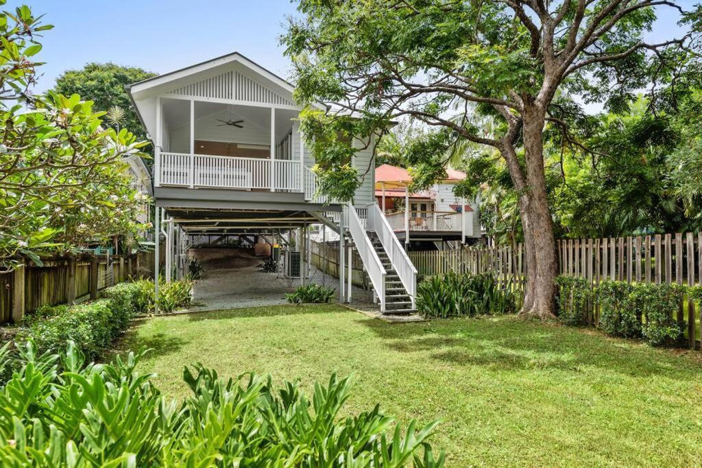 Paddo Princess! ~ 4bed/2bath/1car ~ House Holiday home *