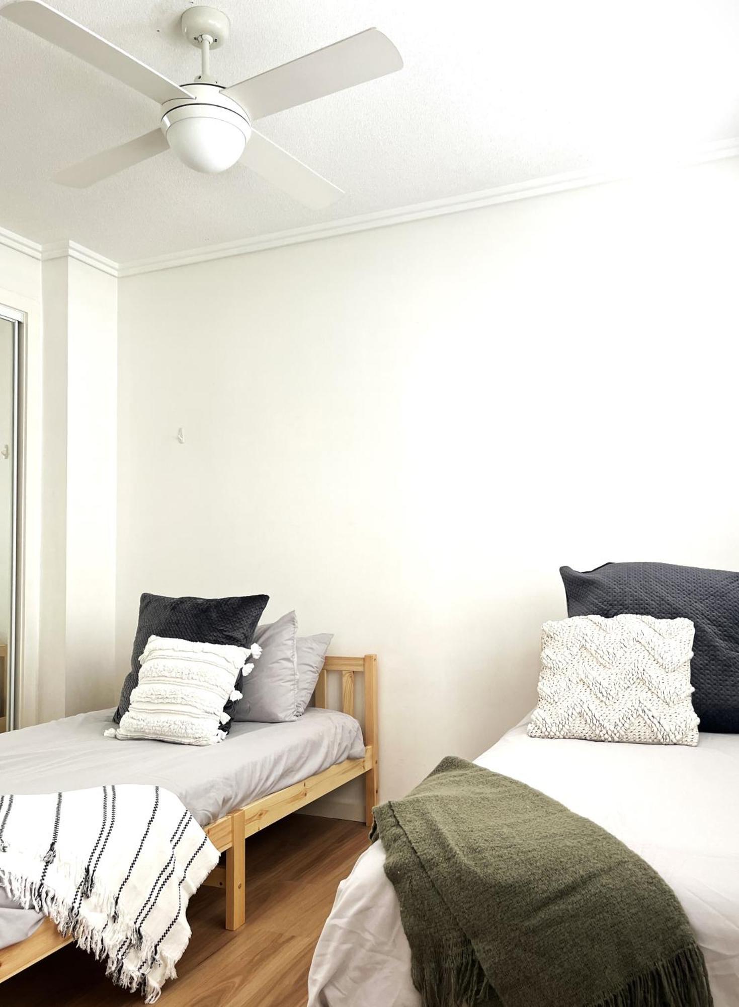 Perfect Locale 2bed Parking Apartment *