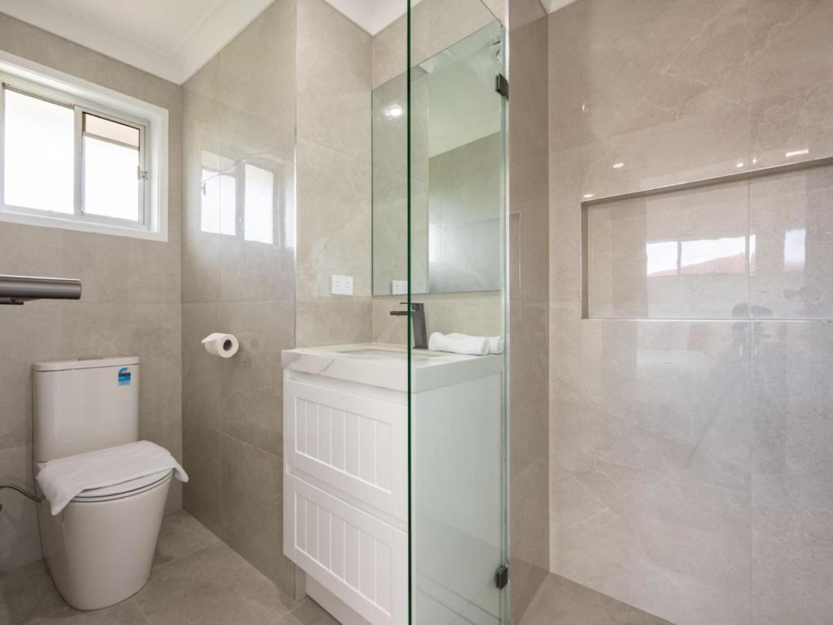Convenient Comfort 4br Near Malls And Transport *