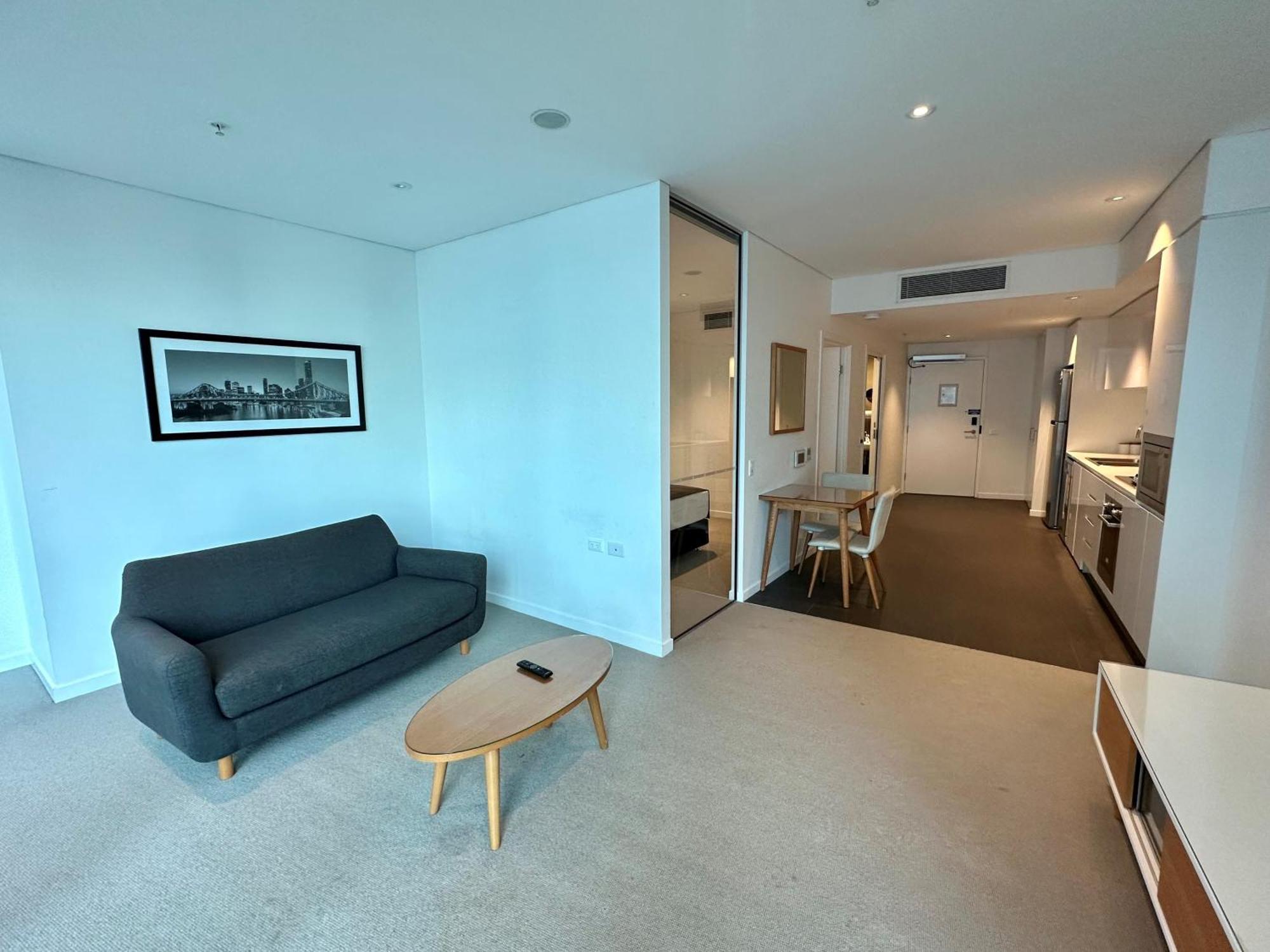 Skytower By Cllix Aparthotel 4*