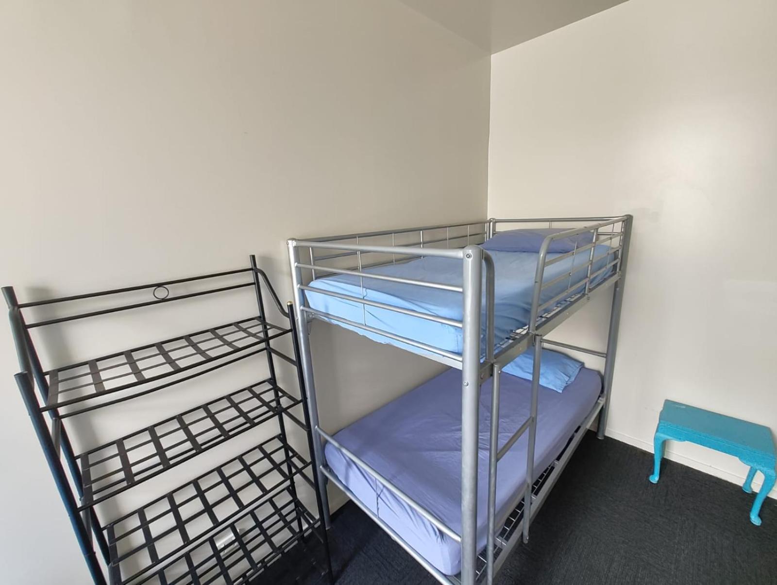 Backpackers Hq Hostel *