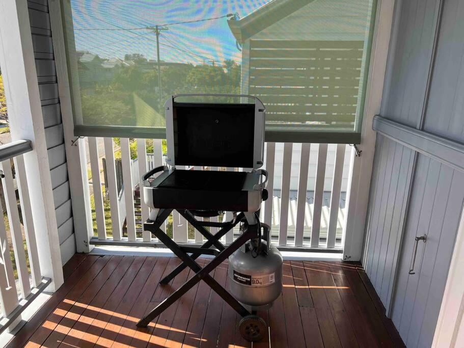 Entire Upper Floor 1 Bedroom Holiday home