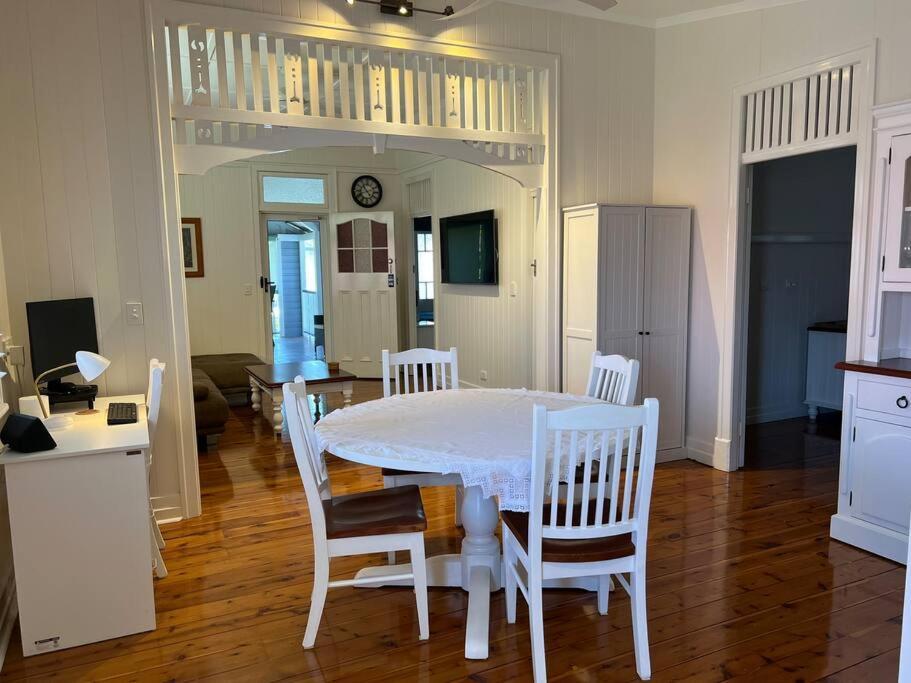 Entire Upper Floor 1 Bedroom