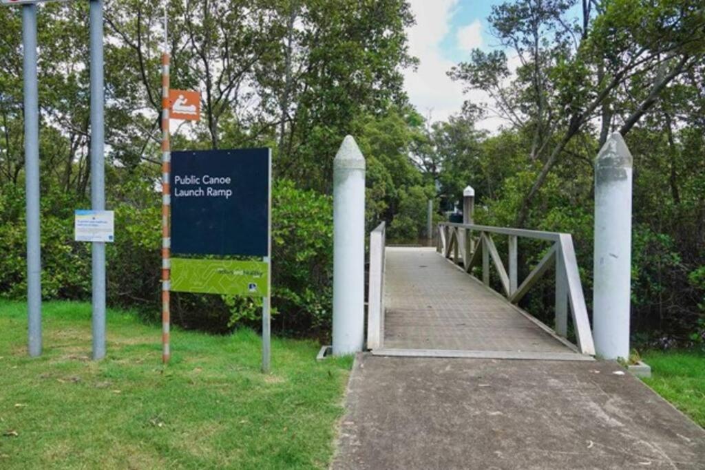 Holiday home Nan's House! 2bed, 1bath, 1car ~ East Brisbane
