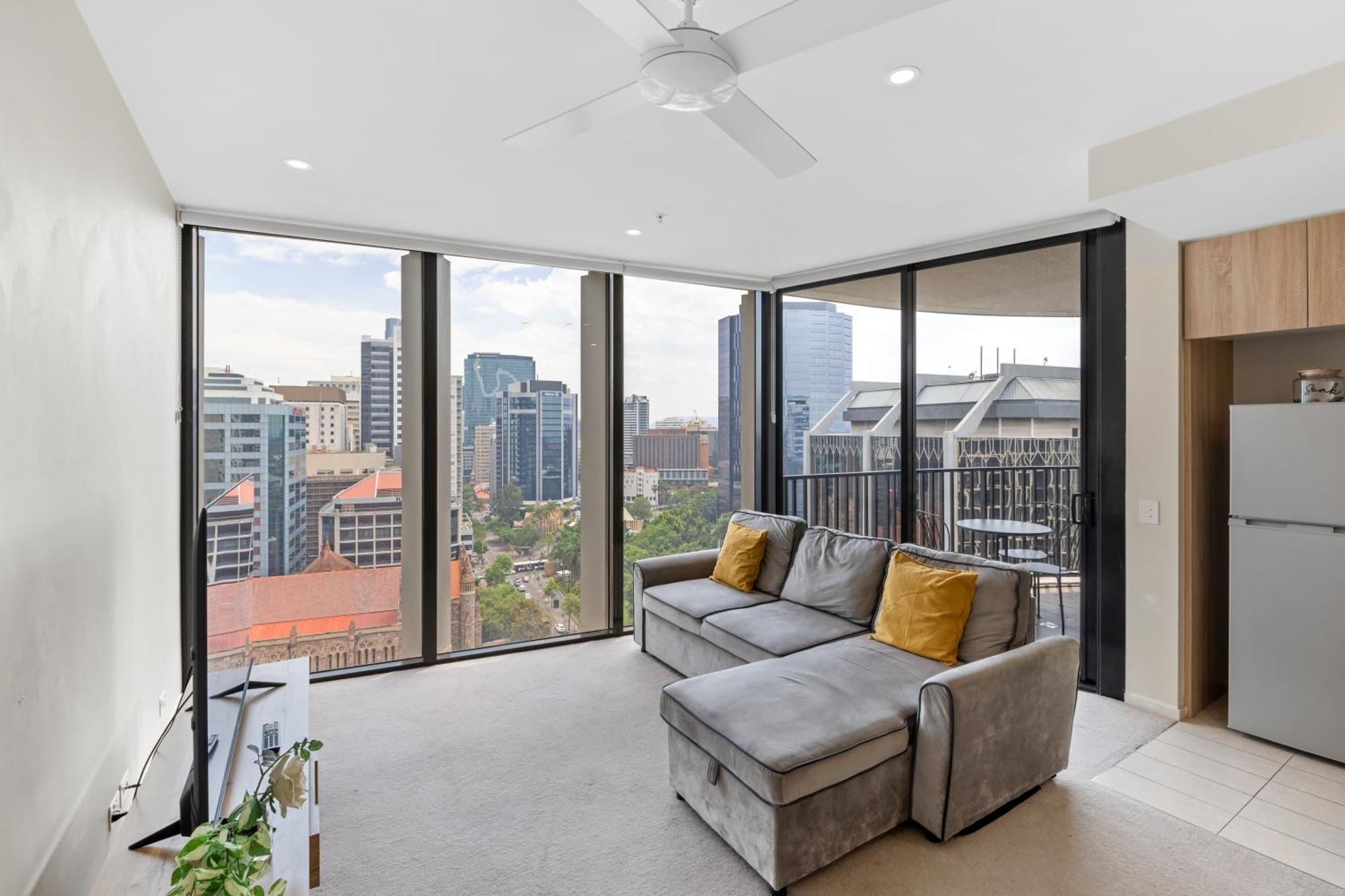 Queen St Apartment Brisbane