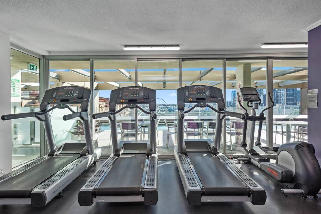 Apartment Heights! 2bed/1bath/1car/views ~ Cbd Brisbane