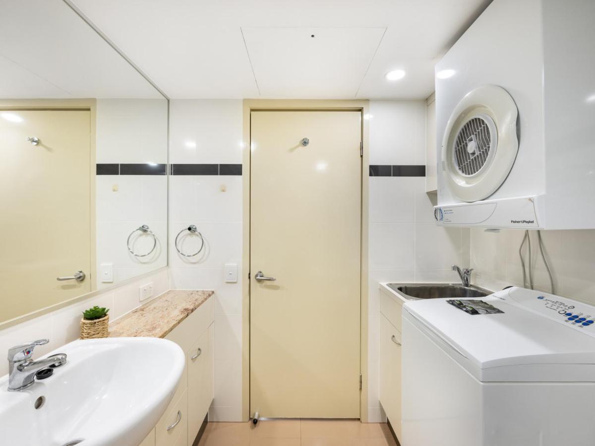 Good Value Convenient 2br * Brisbane