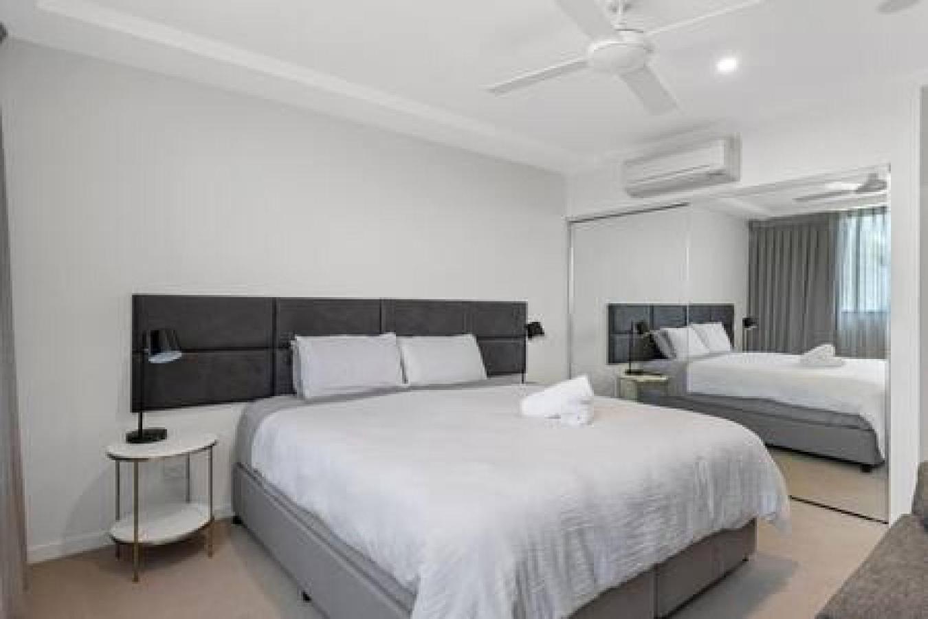 Holiday home 316q Boutique Abnb 1bedroom Opposite Lush Park Free Parking Brisbane