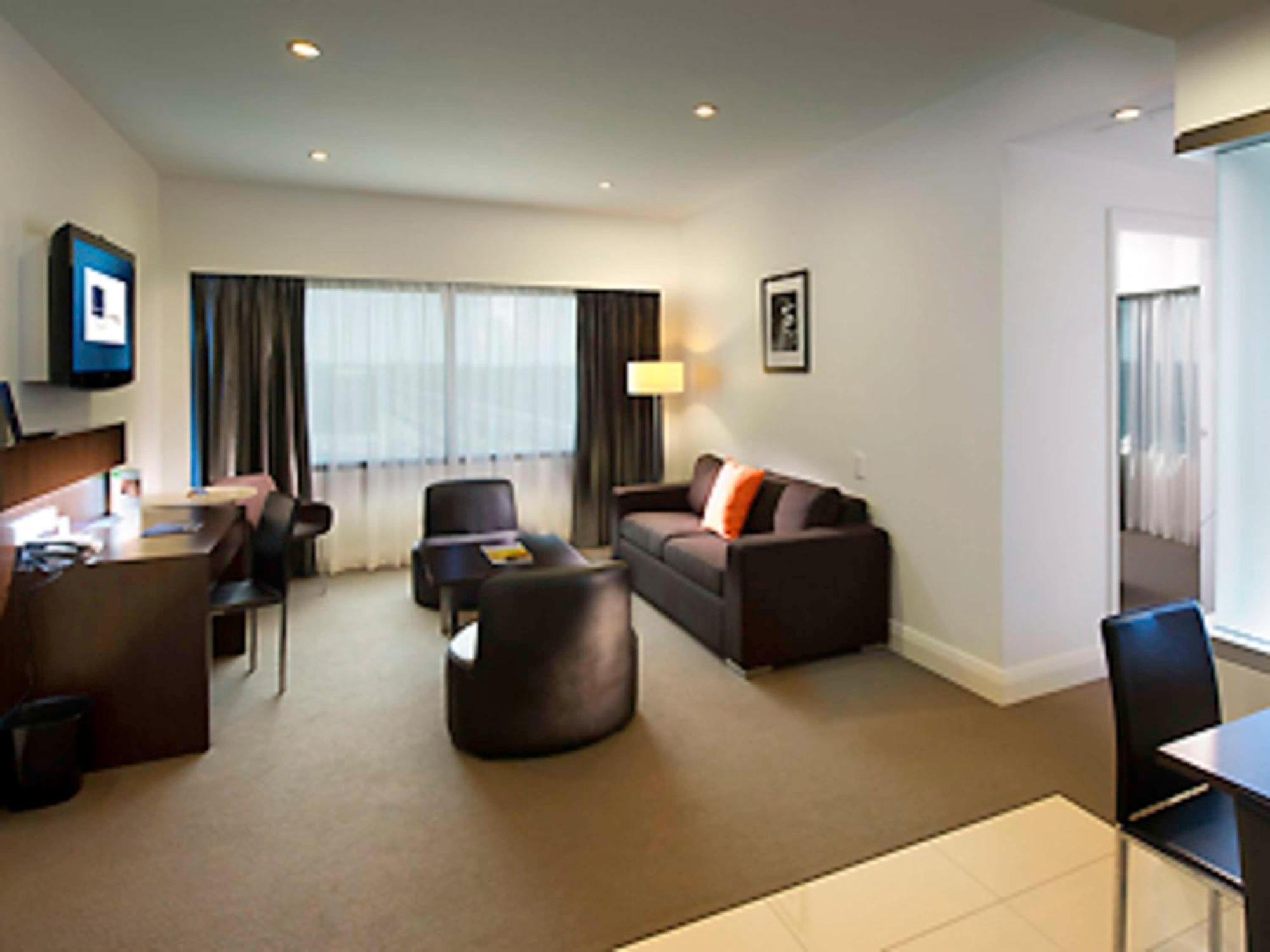 Hotel Novotel Airport 4*
