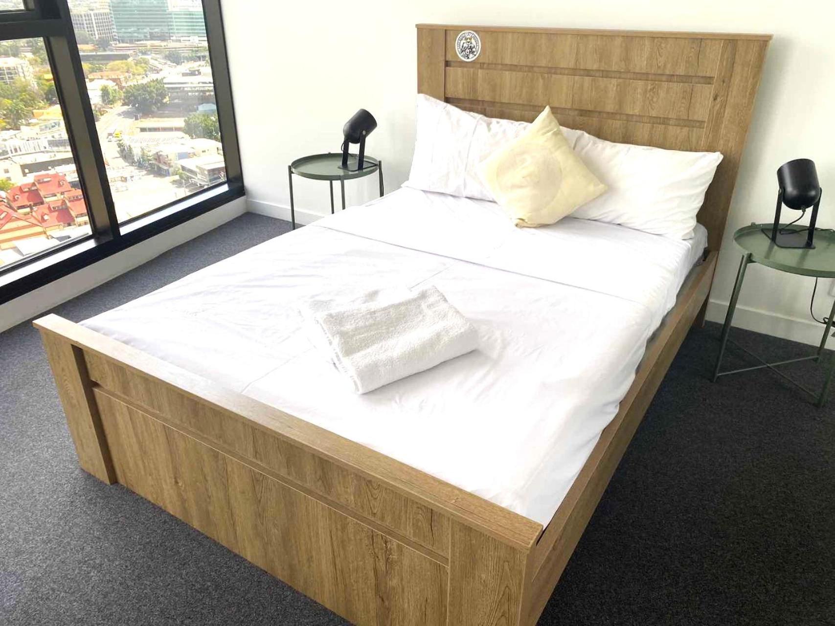 Kozyguru Fortitude Valley High Level 2 Bed + Free Parking Qfv179-2612 Brisbane