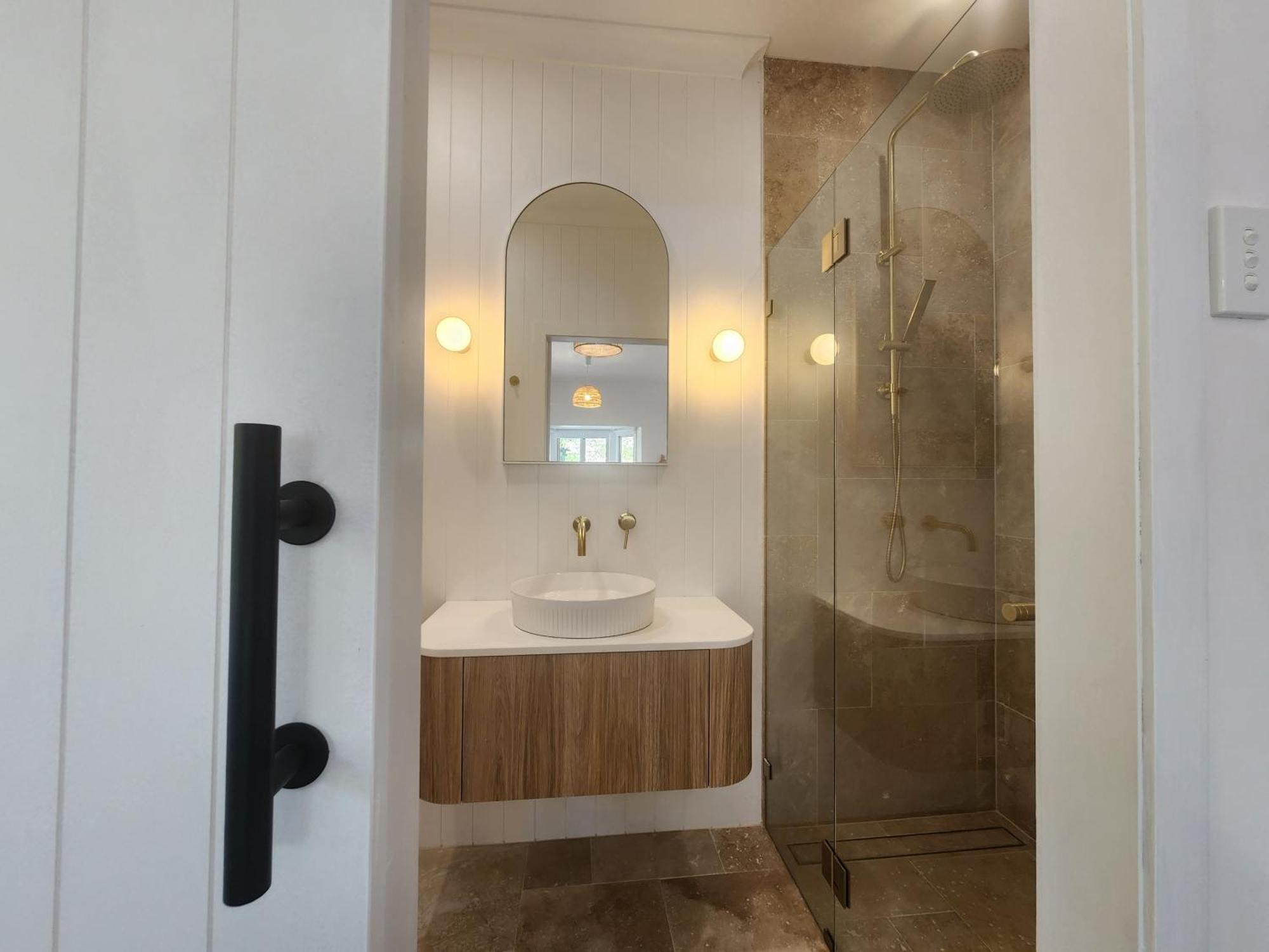 Classic Queenslander With Pool & Yard Brisbane