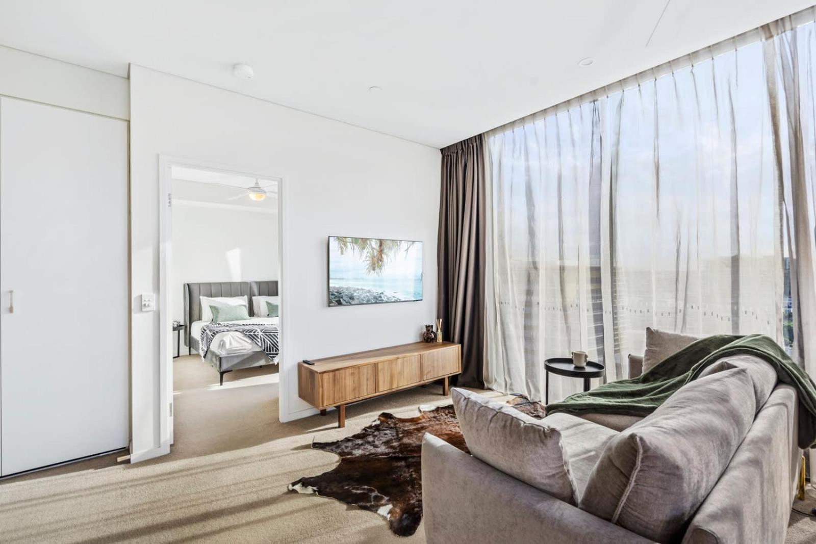 Apartment Luxury 2 Bedroom 2 Bathroom In The Heart Of South *