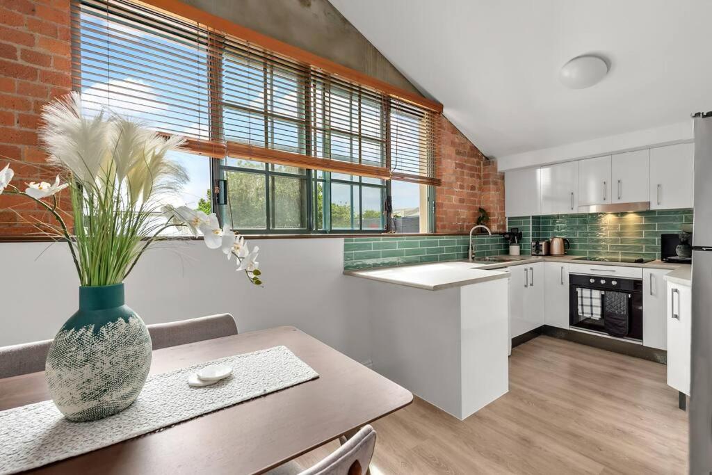 Historic Warehouse In New Farm * Brisbane