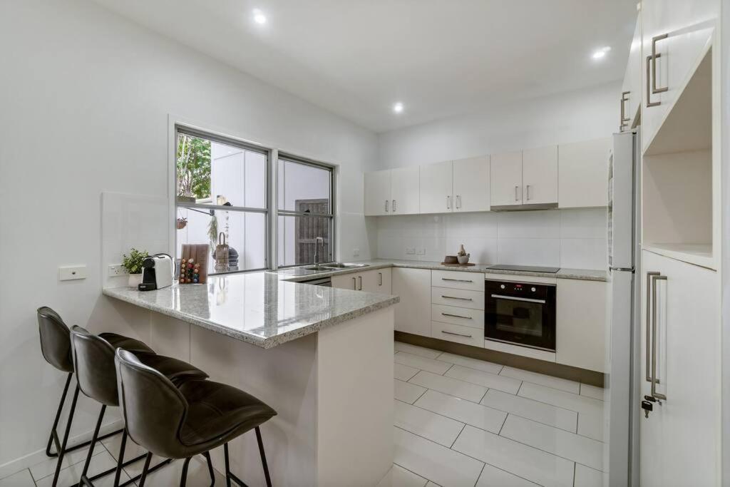 Holiday home Stunning 3-bedroom Townhouse Brisbane