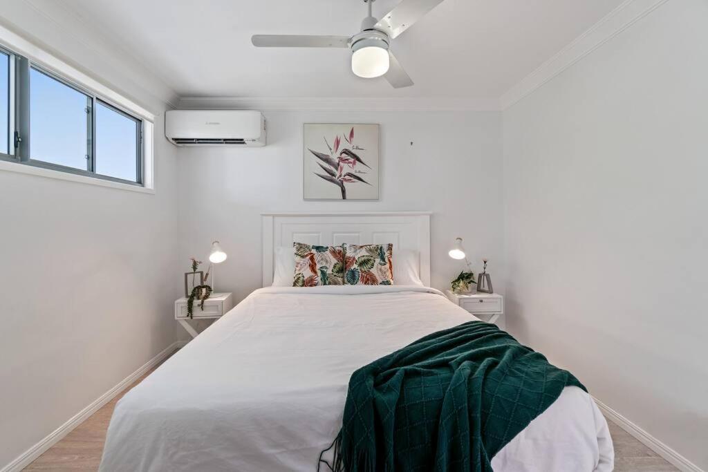 Stunning 3-bedroom Townhouse Holiday home Brisbane