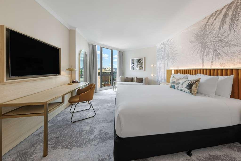 Amora Hotel Brisbane