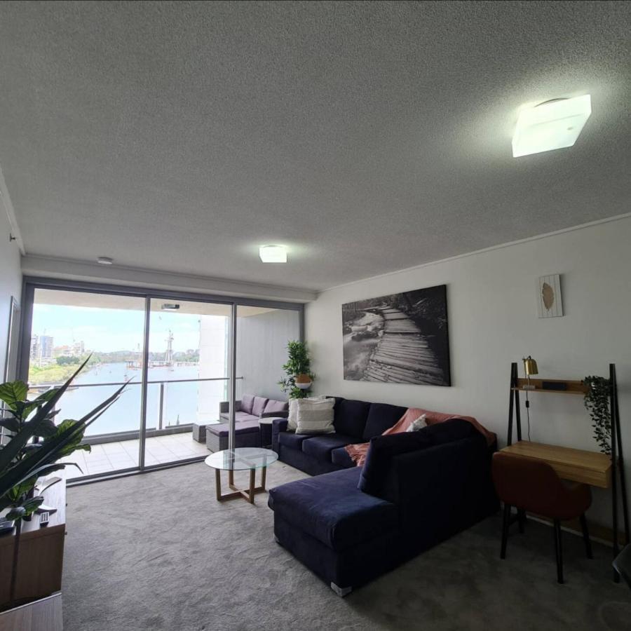 3br Skyline Oasis W River Views, Gym, Carpark, Fastwifi, Tennis Court, Steam * Brisbane
