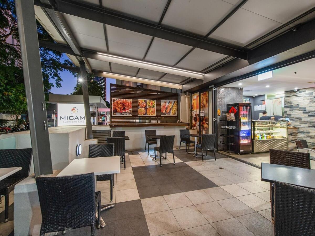 Cbd Free Parking Pool Balcony Walk To Casino Apartment Brisbane