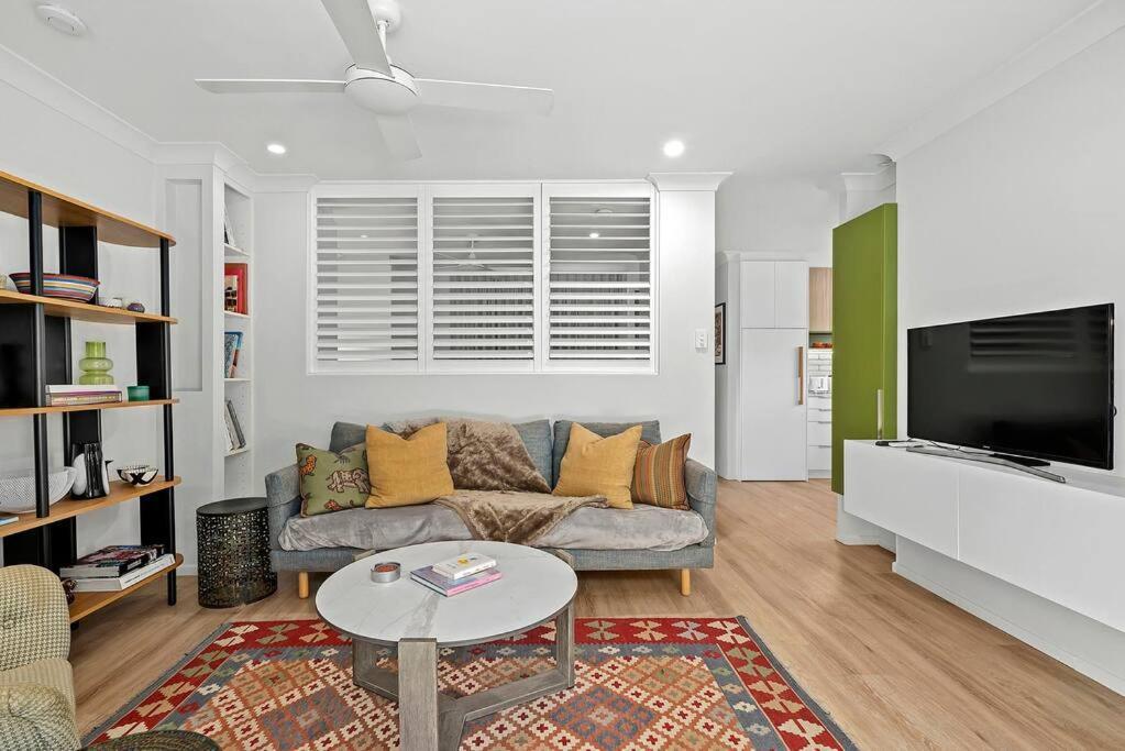 The Sanctuary! 1bed, 1bath, 1car, Pool~teneriffe * Brisbane