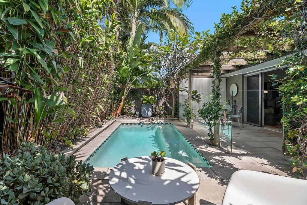 Apartment The Sanctuary! 1bed, 1bath, 1car, Pool~teneriffe *