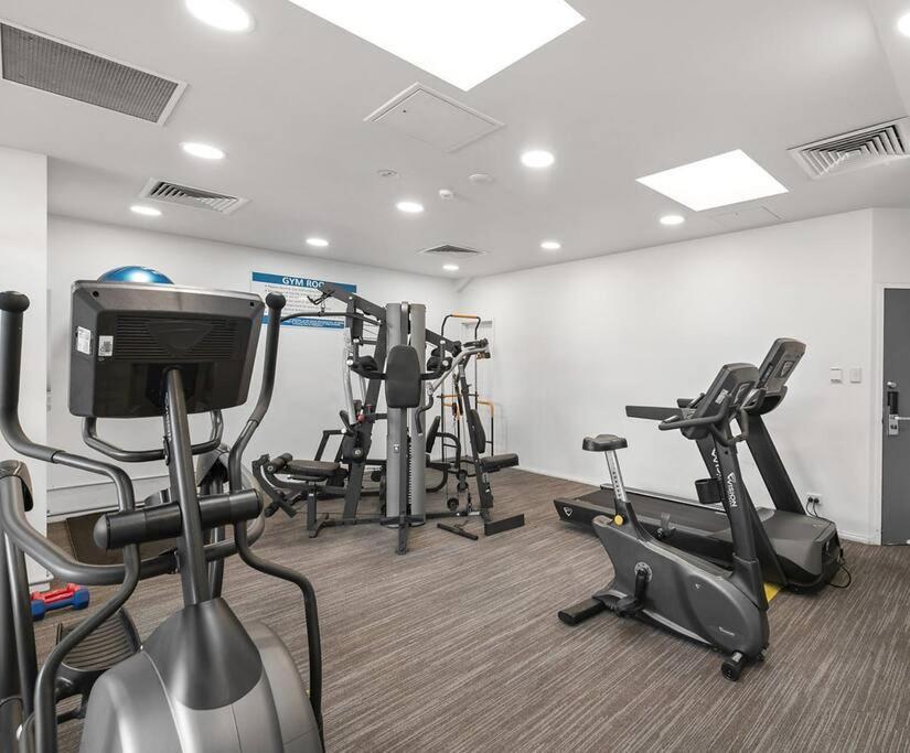 To…everything! 1bed/1bath/1car/cbd Views Apartment Brisbane