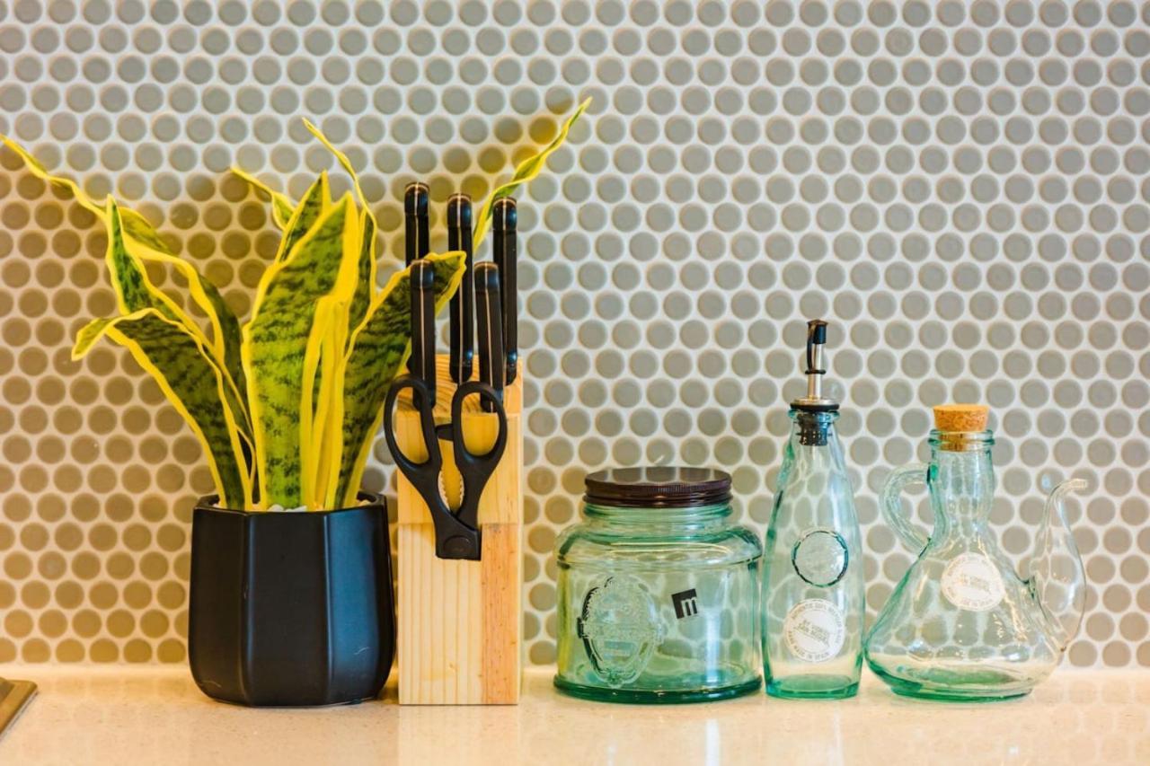 Holiday home Location 1br W View South Bne *