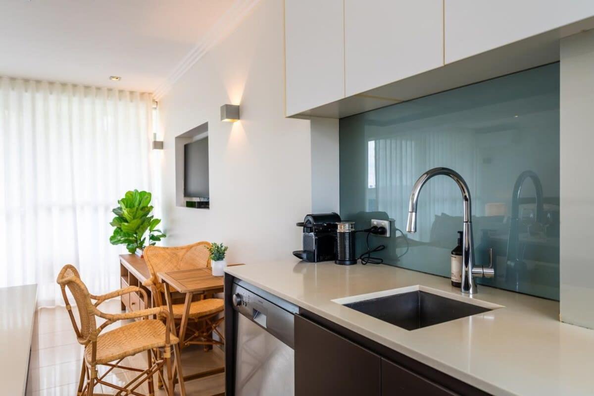 Riverside With Parking