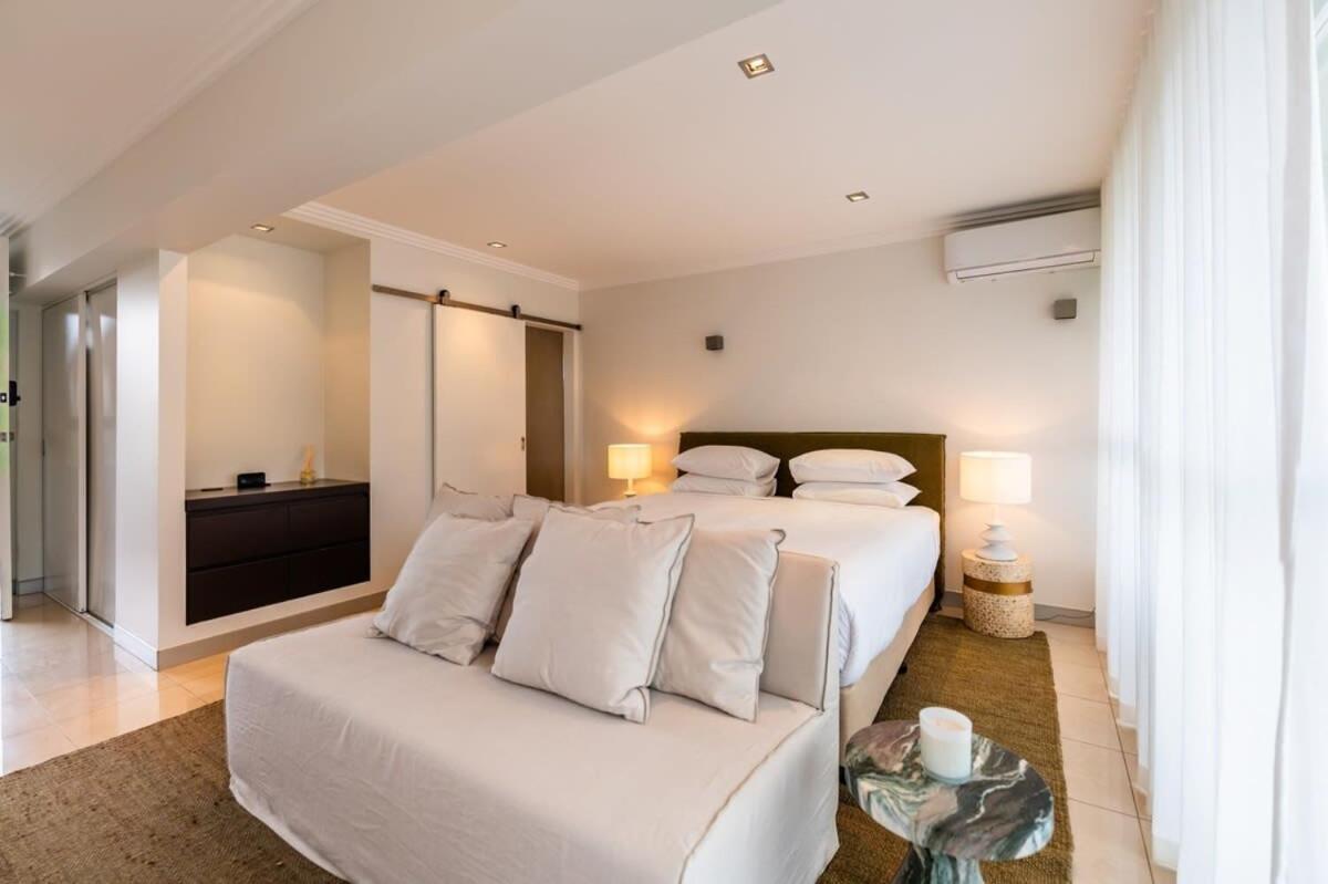 Apartment Riverside With Parking