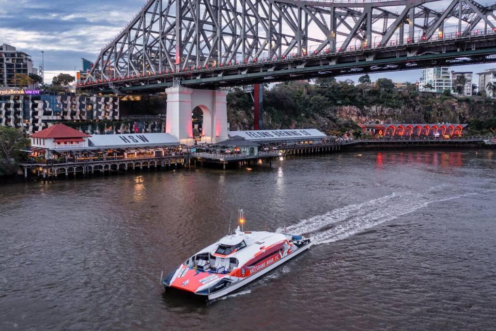 Stunning! 2bed, 1bath, 1car, Views - Cbd Brisbane