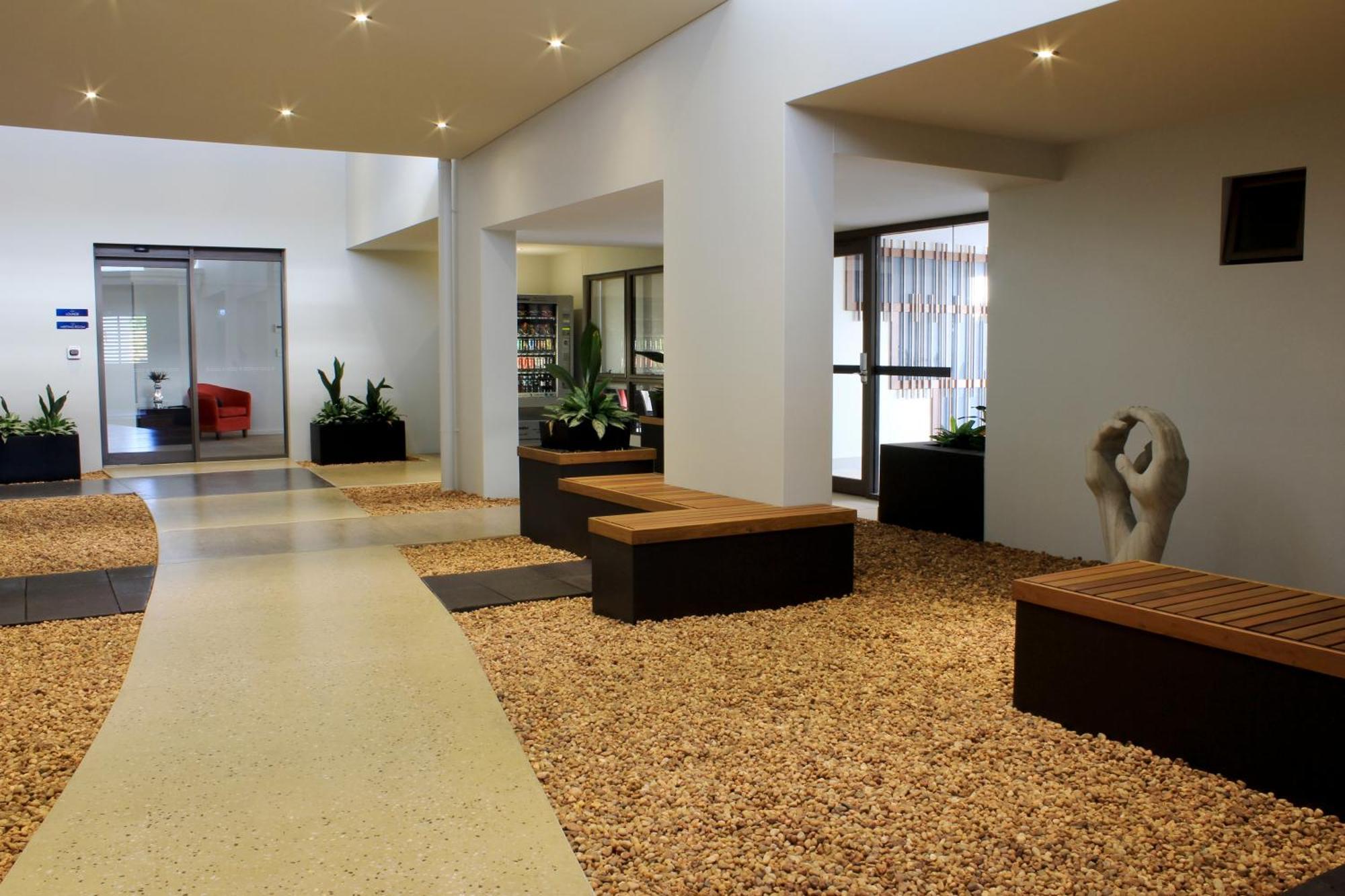 Essence Chermside Aparthotel 4*