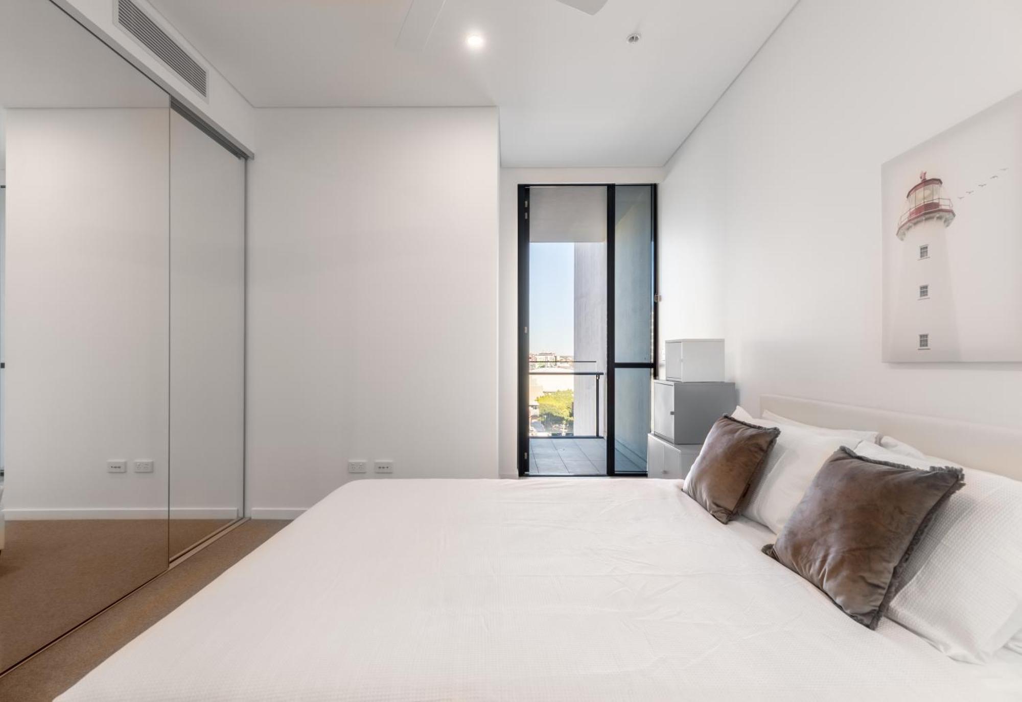 South Bank Beautiful River View Tower Brisbane