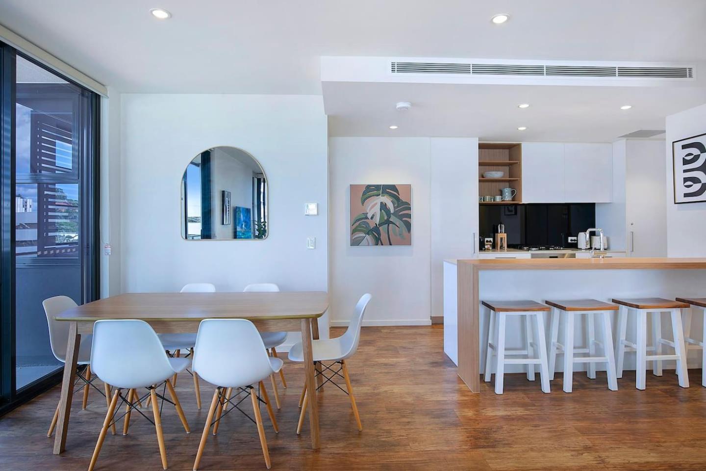 Regatta Hideaway - A Breezy Balcony *