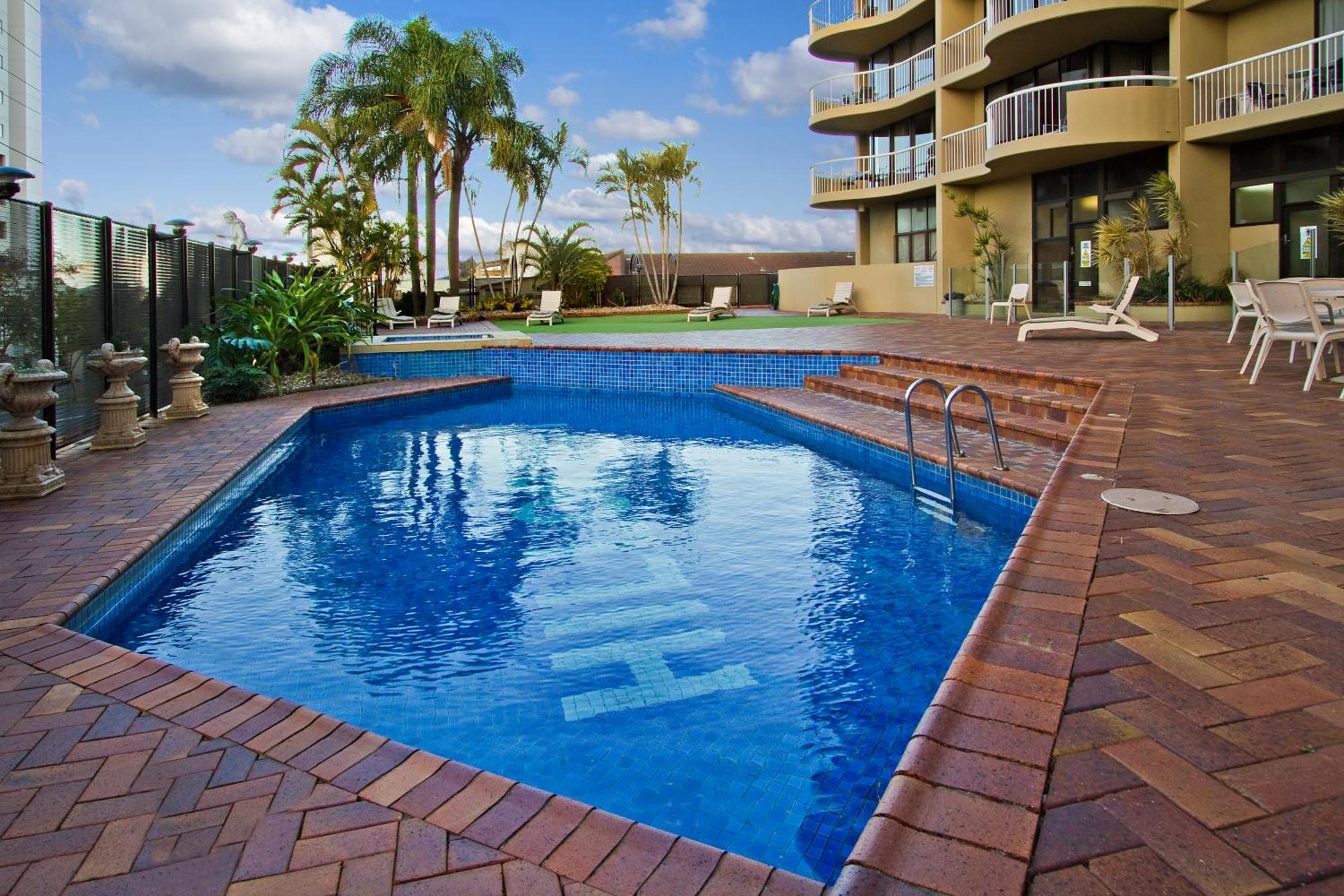 Hillcrest 4* Brisbane