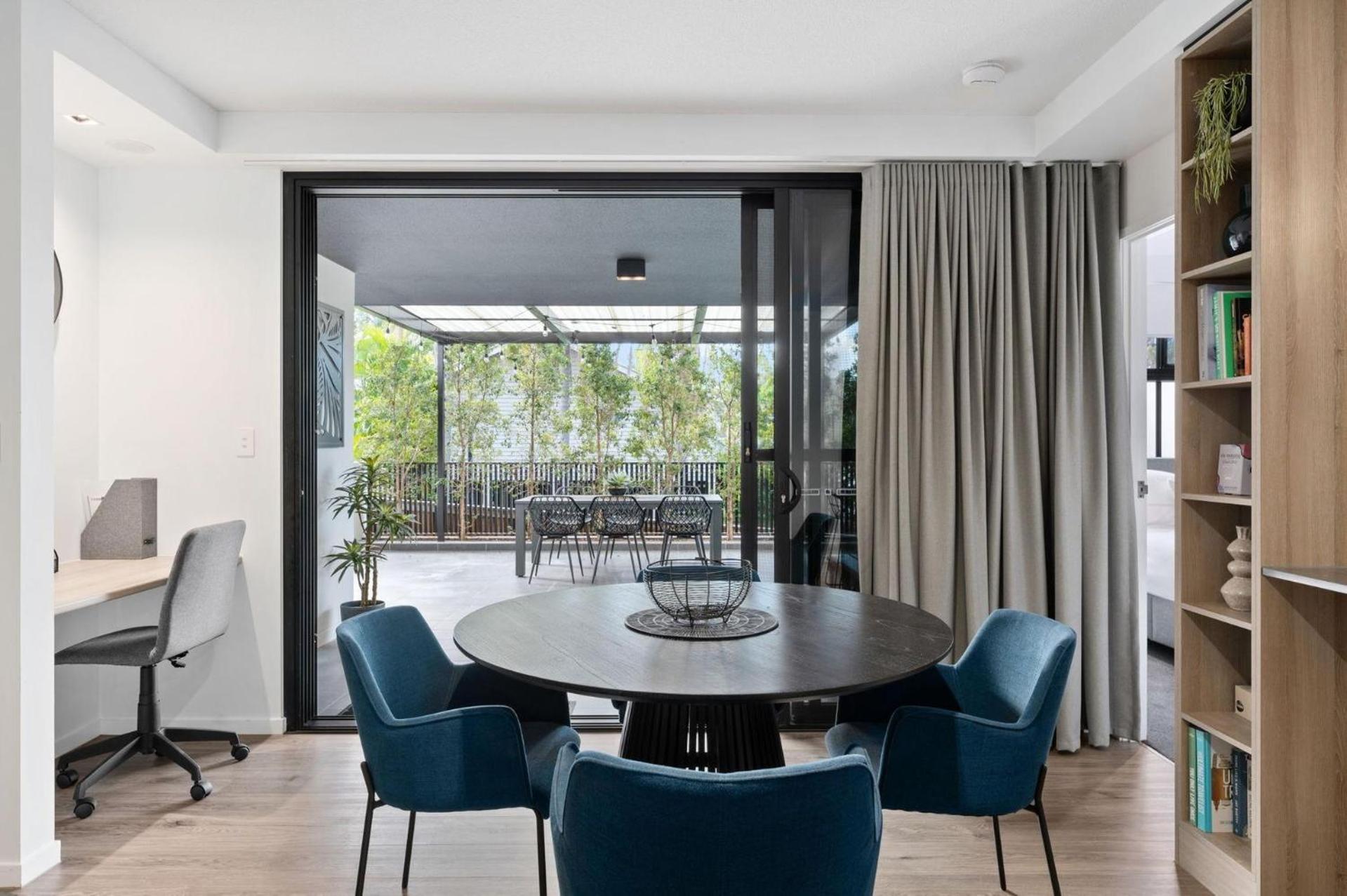 Queen Windsor Iqld Apartment *