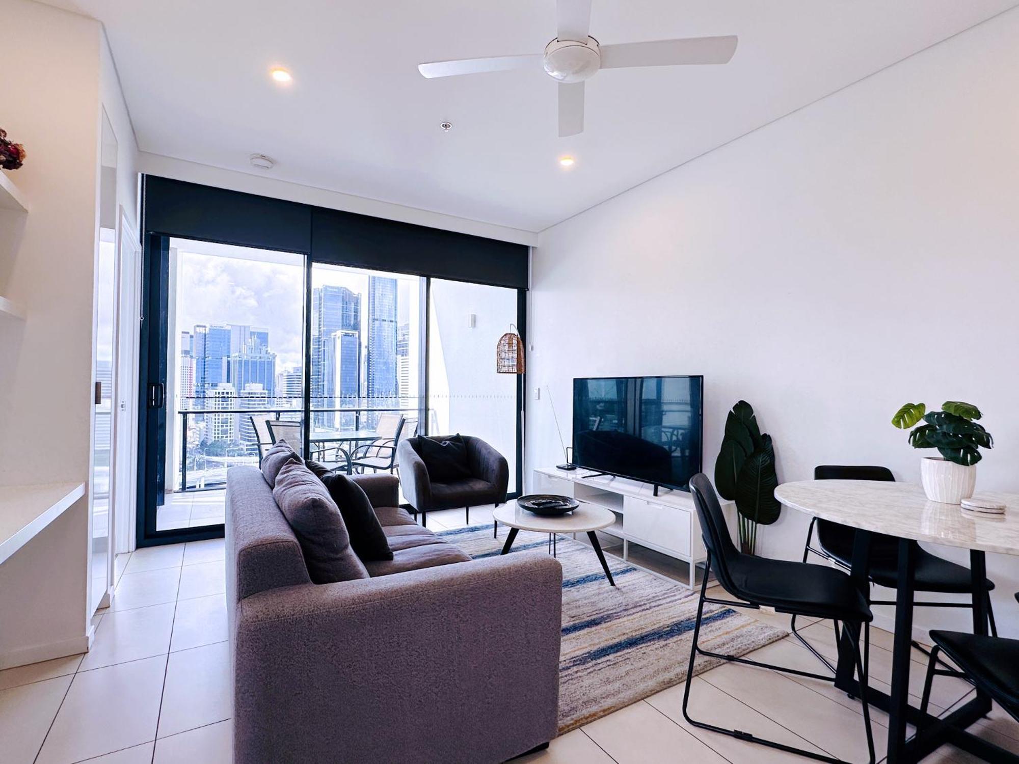 Riverview Haven Prime Spot For Ny Fireworks Brisbane