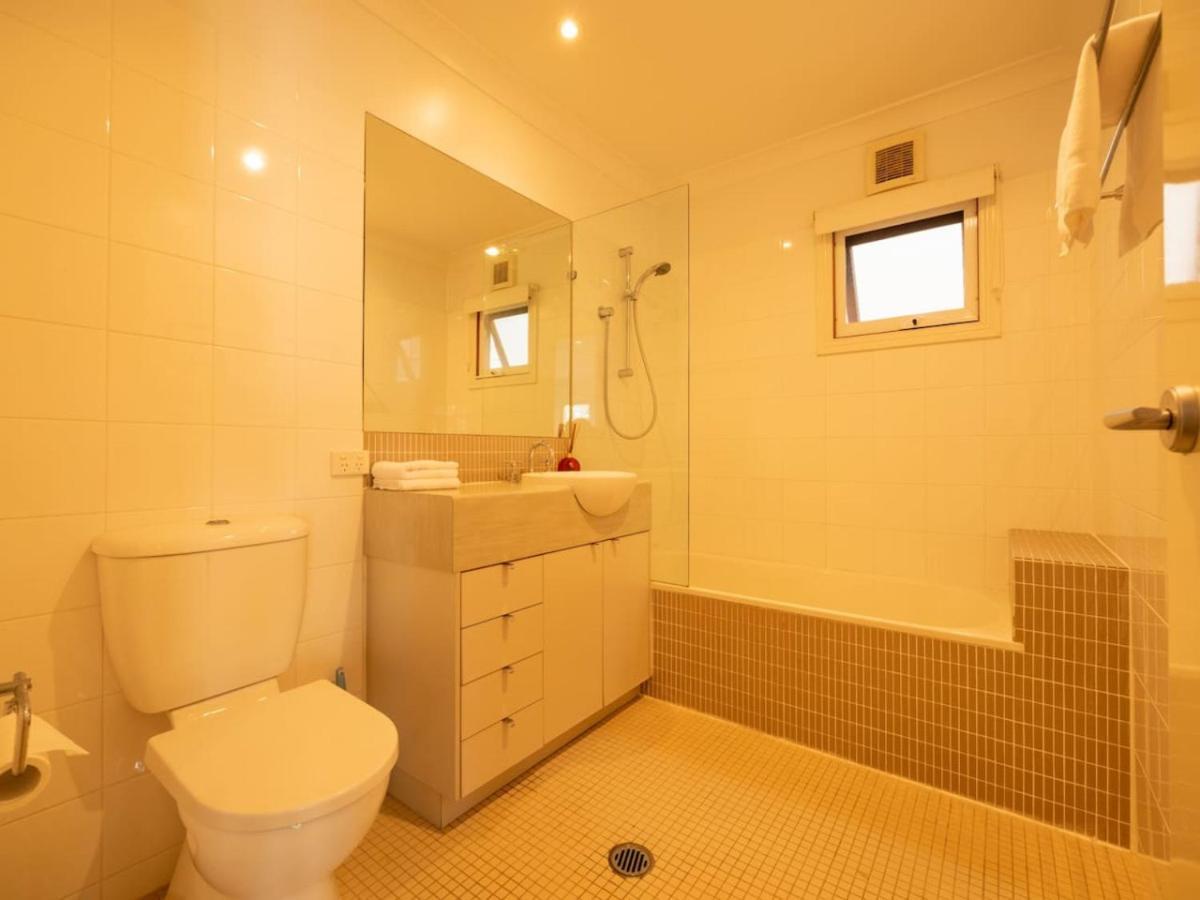 Holiday home 6km To Cbd Convenient 5br Queenslander Coorparoo *