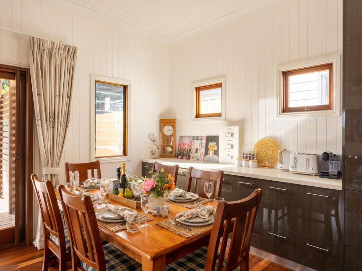 Holiday home 6km To Cbd Convenient 5br Queenslander Coorparoo