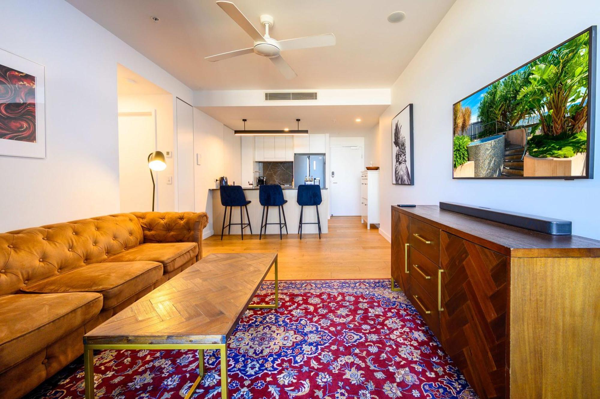 Apartment Stunning 2 Bedroom Retreat W Gym Sauna And Pool Brisbane