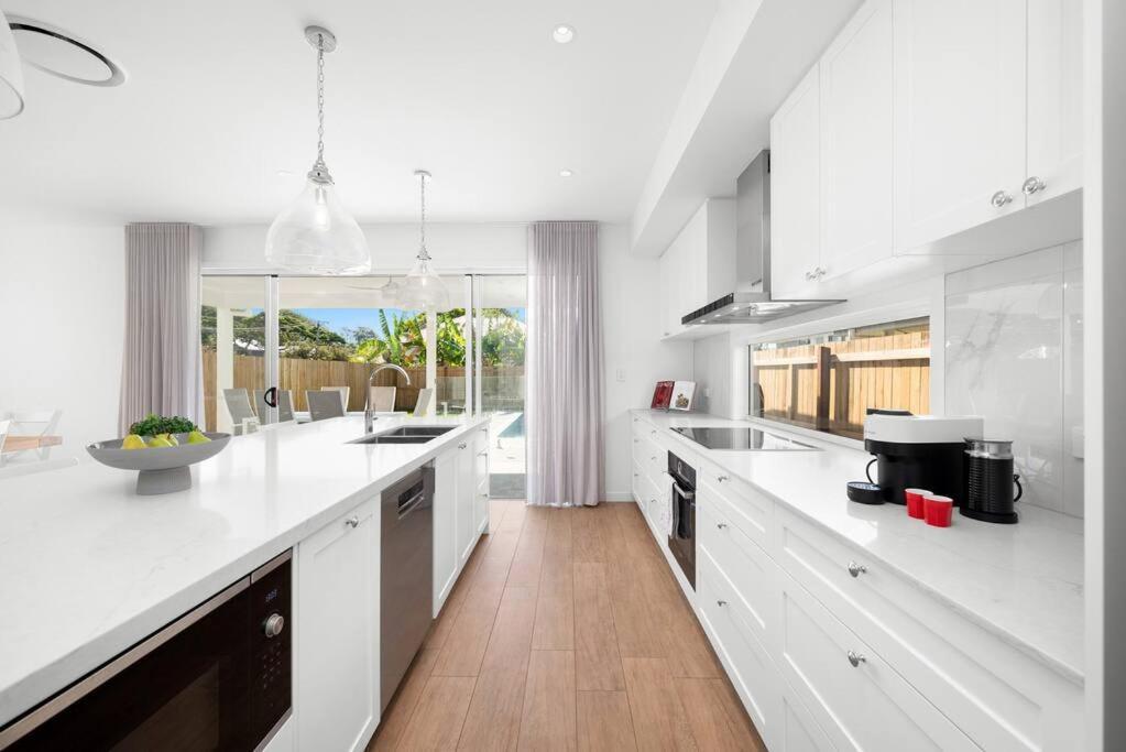 Luxury House With Pool, Close To Cbd Apartment