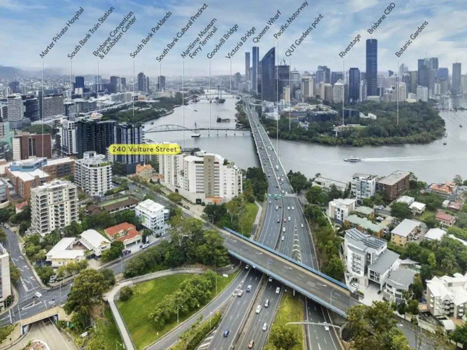 Riverside Heritage Chateau/convenient/free Carpark Brisbane