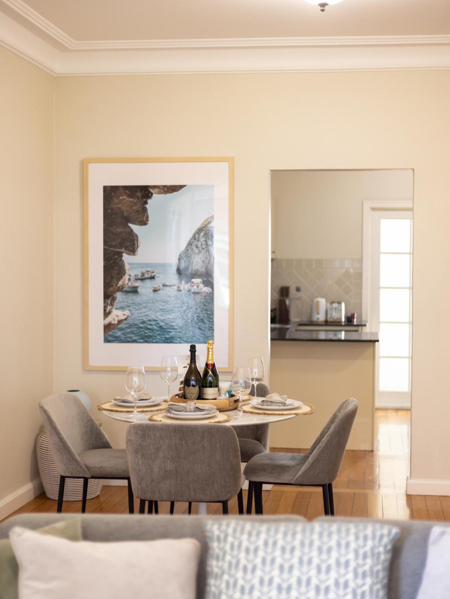 Riverside Heritage Chateau/convenient/free Carpark * Brisbane