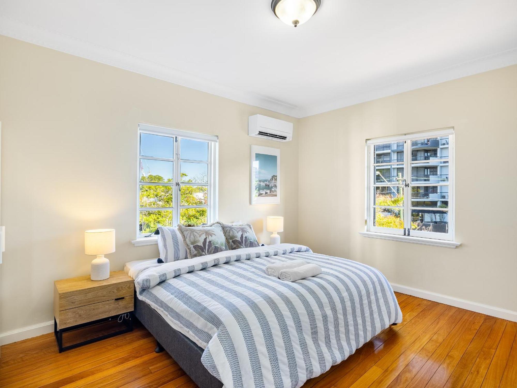 Riverside Heritage Chateau/convenient/free Carpark Apartment Brisbane