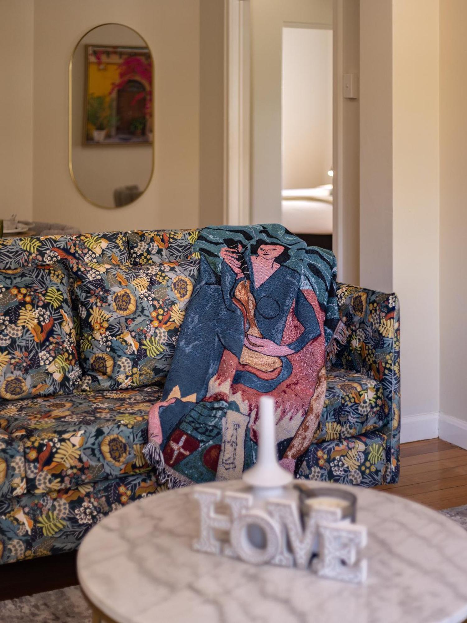 Riverside Heritage Chateau/convenient/free Carpark Apartment Brisbane