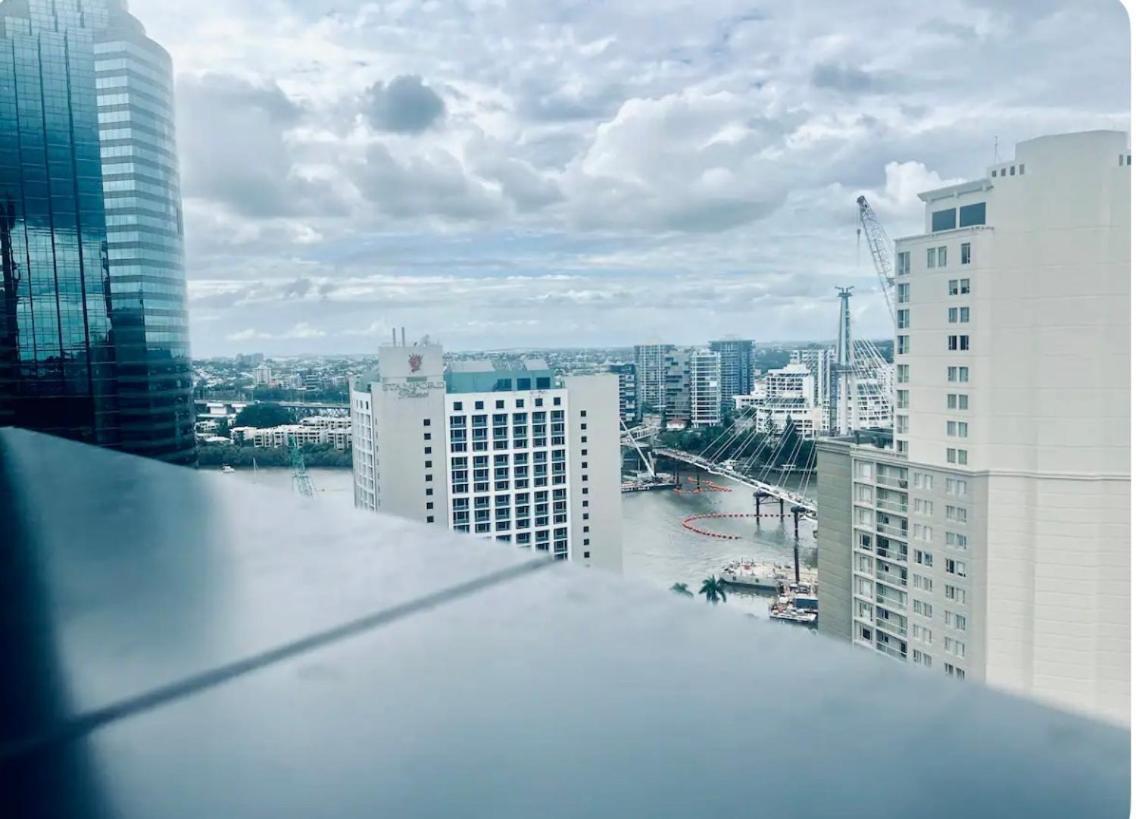 Luxury - Skytower L26 * Brisbane