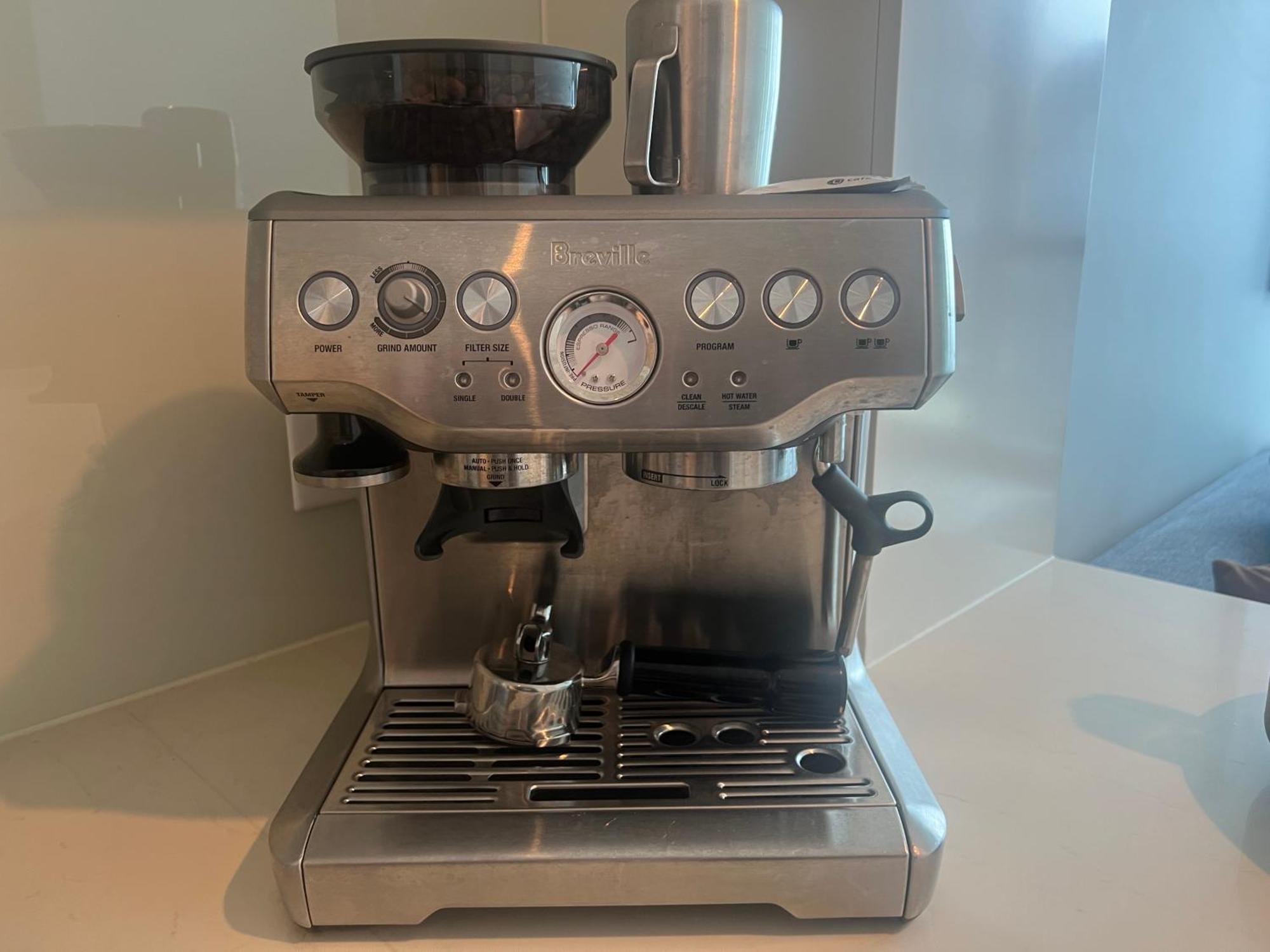 Luxury - Skytower L26