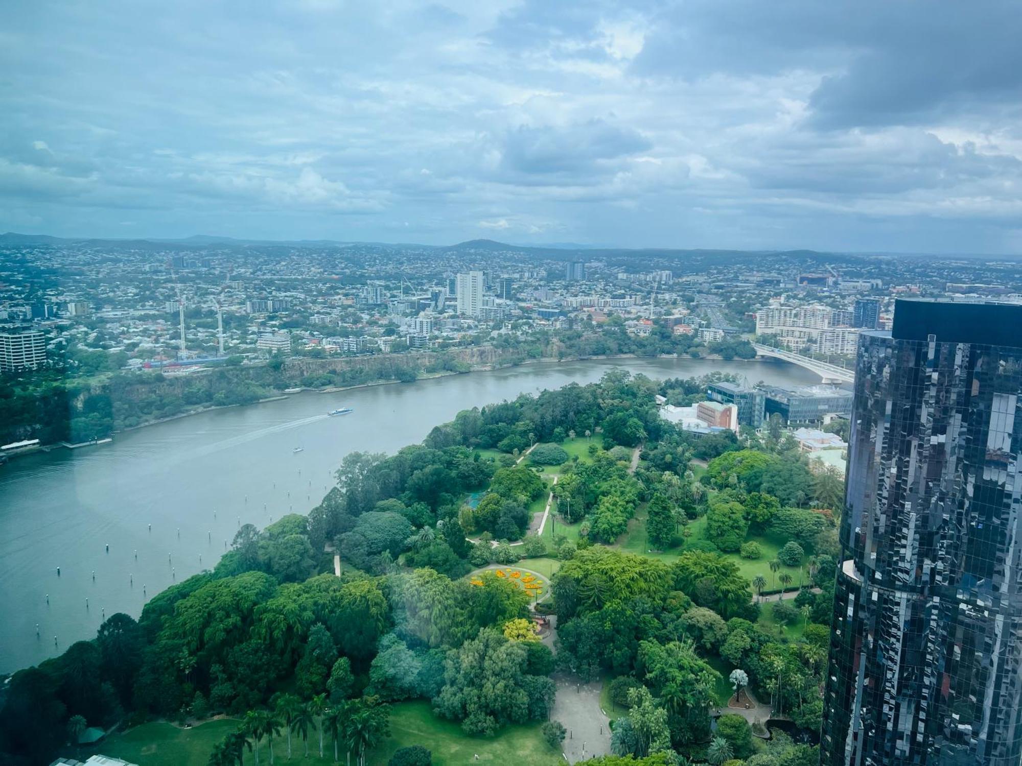 Luxury - Skytower L26 *