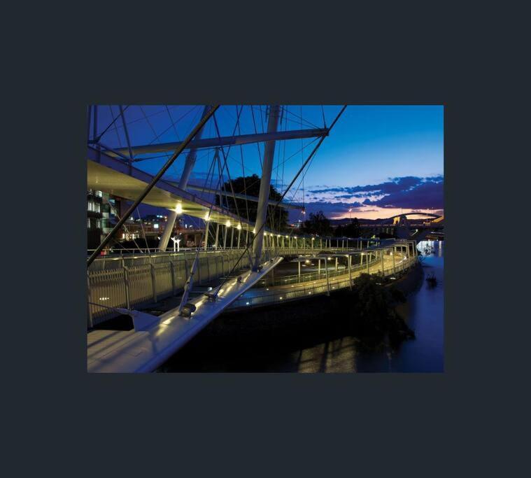 South 2b2b Apt&parking Apartment Brisbane