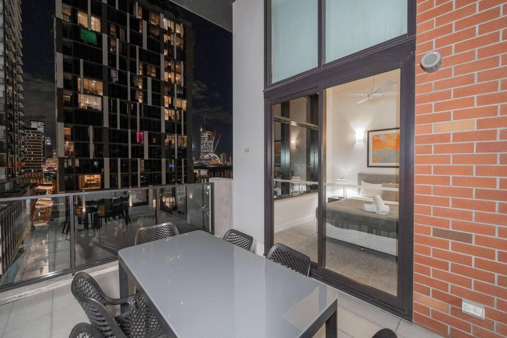 South 2b2b Apt&parking M6 Apartment